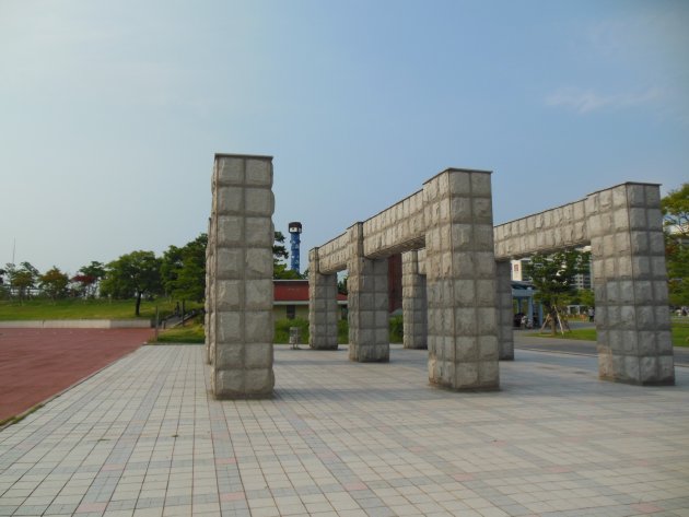 尚武市民公園内の門